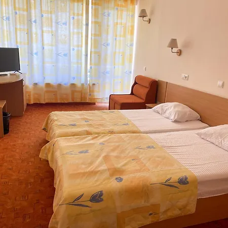 Vezhen - Free Parking Golden Sands