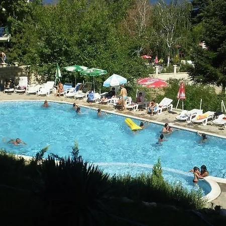 Vezhen - Free Parking 酒店