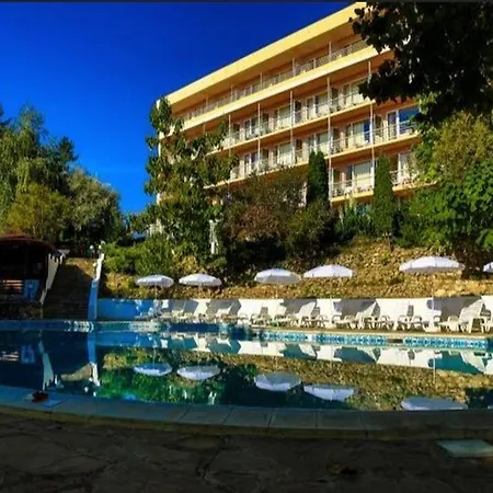 Vezhen - Free Parking Otel 3*