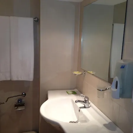 Vezhen - Free Parking Hotel Złote Piaski