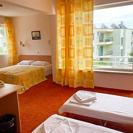 Vezhen - Free Parking Hotel
