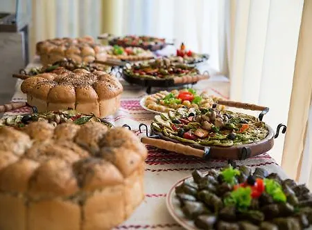 Vezhen - Free Parking 3*