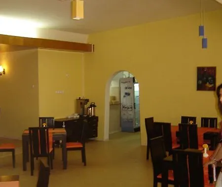 Vezhen - Free Parking Otel Altın Kumlar