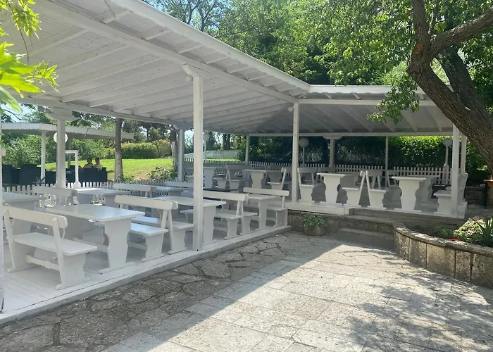 Szálloda Vezhen - Free Parking 3*