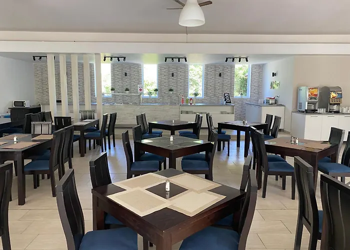 Vezhen - Free Parking 3*