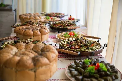 Vezhen - Free Parking 3*