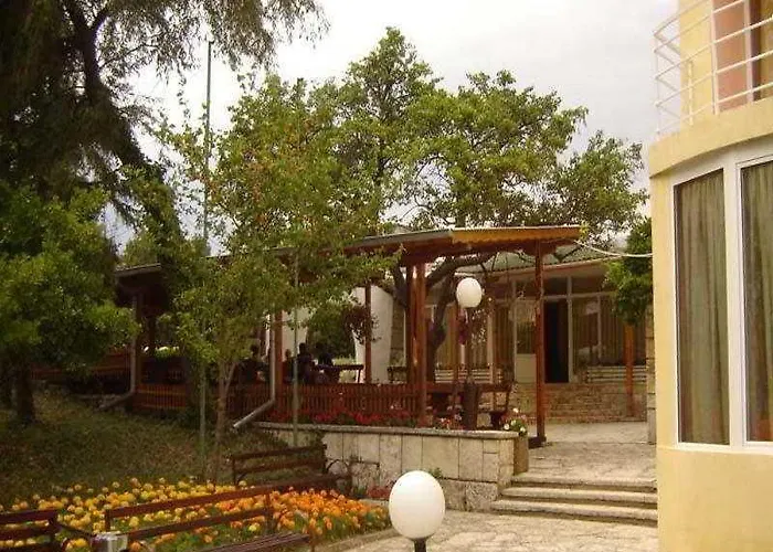 Vezhen - Free Parking 3* Aranyhomok